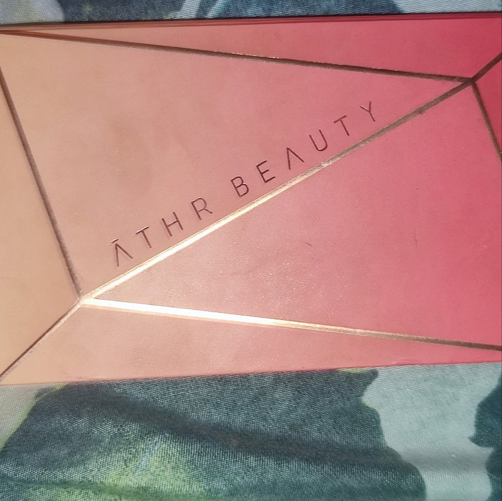 Athr beauty eyeshadow